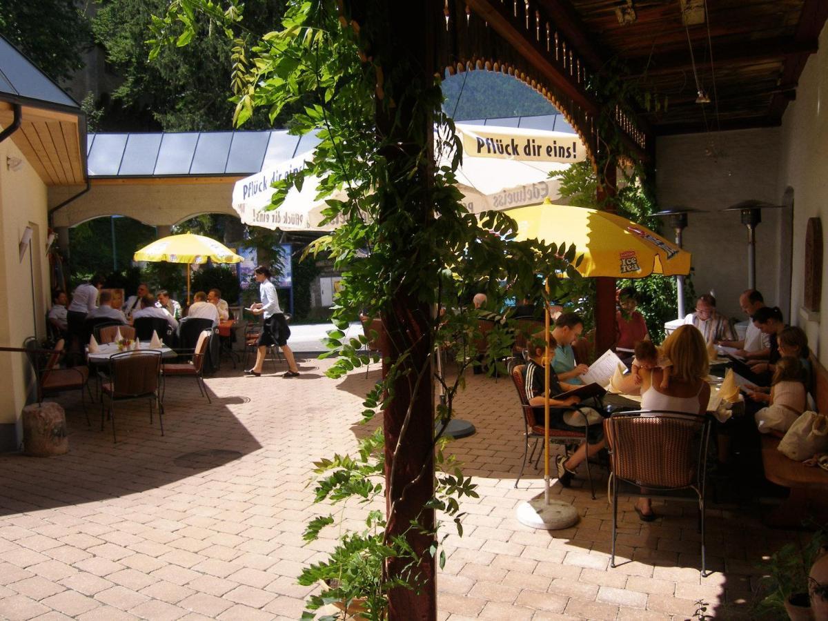 Gasthof Goldene Traube Golling an der Salzach Exterior photo